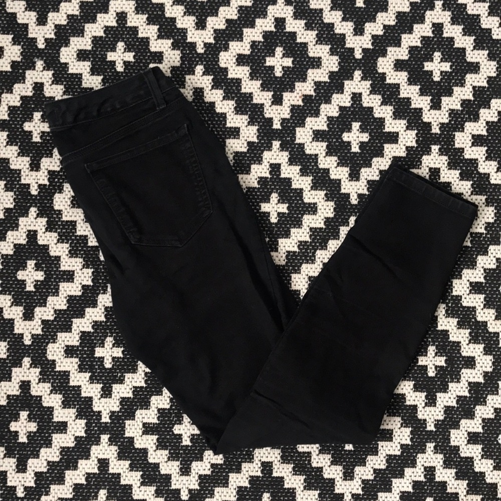Ankle length black jean leggings